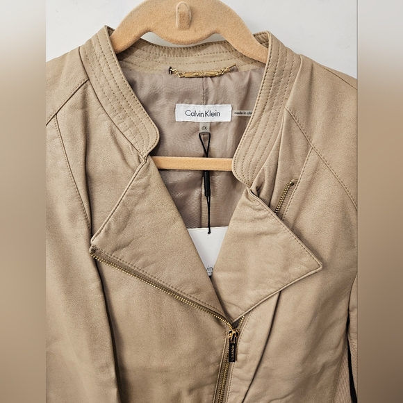 NWT - Calvin Klein Tan Biker Jacket - Faux Leather - Size 0X - Picture 6 of 12